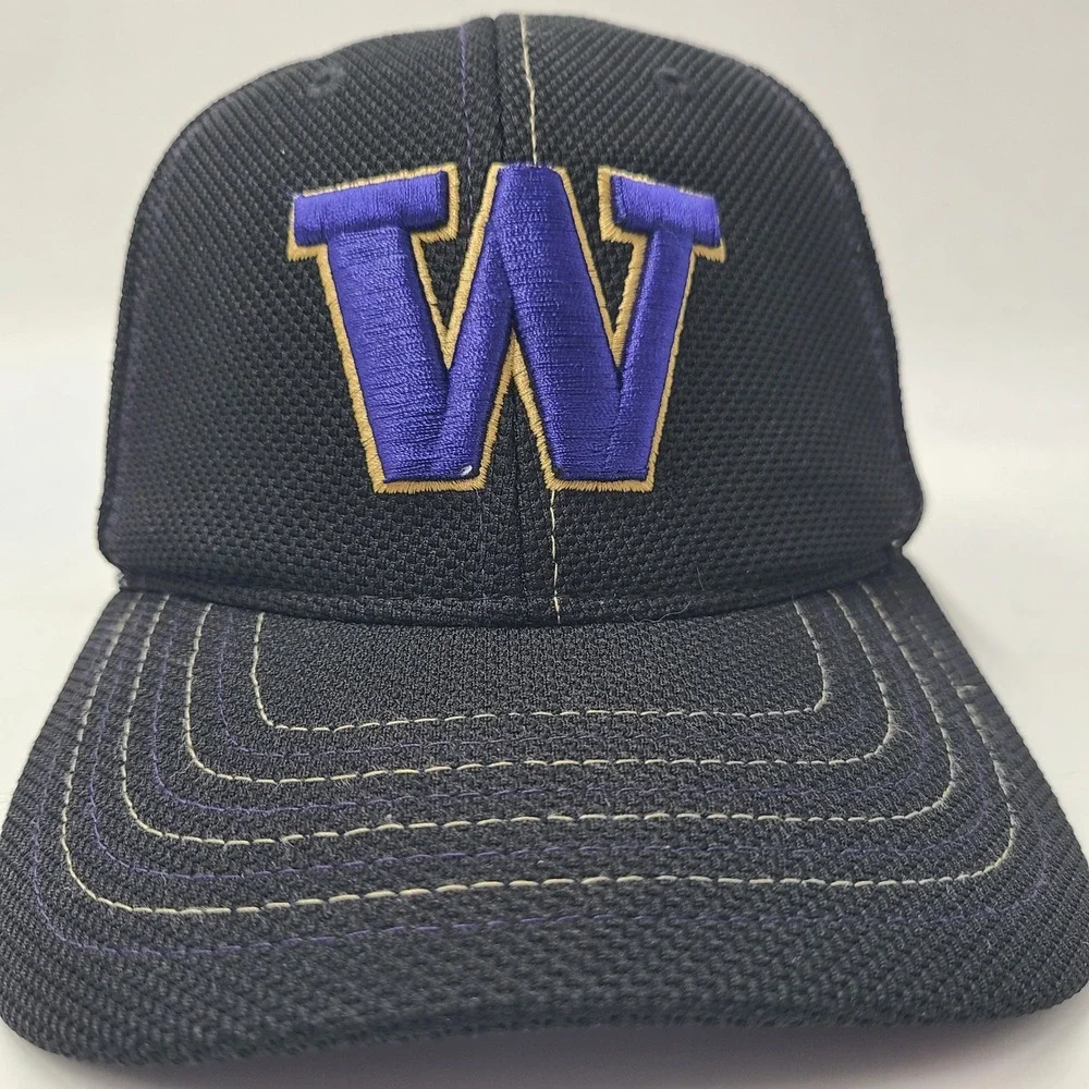Washington Huskies Hat Adjustable Zephyr Black Purple‎ Gold NCAA University Men